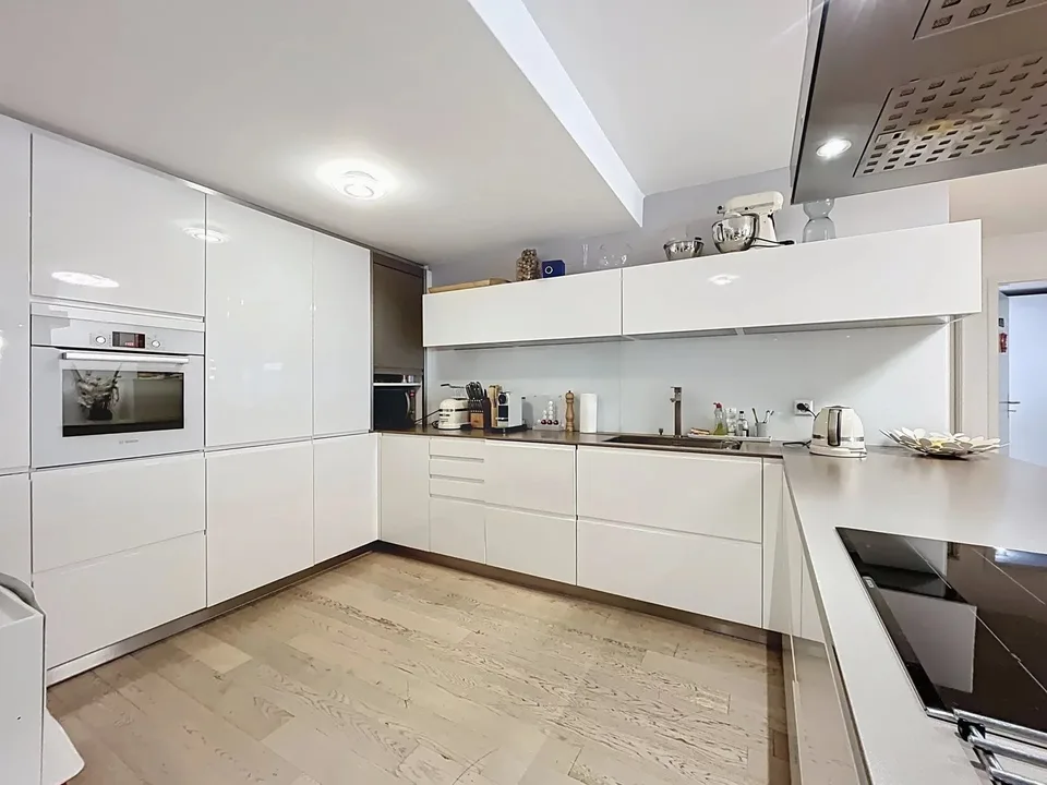 Appartement de 4.5 pièces au centre-ville – photo 6 sur 11