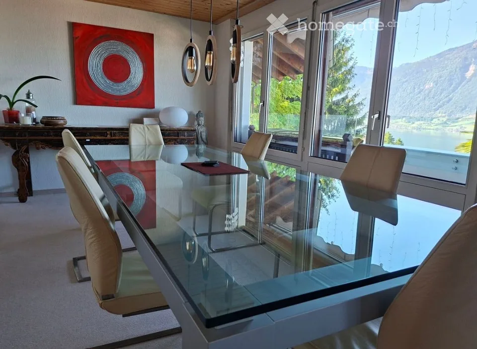 Möblierte 3.5-Zimmer-Wohnung mit Seenähe und Seesicht in Walchwil