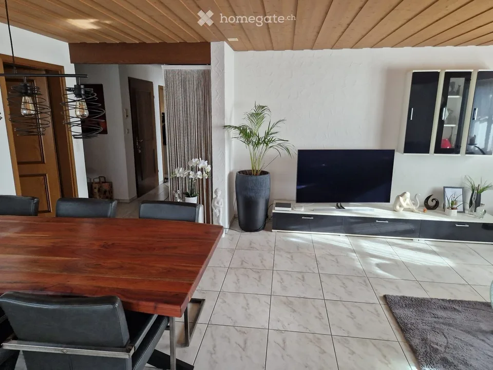 6 ZIMMER MAISONETTE WOHNUNG