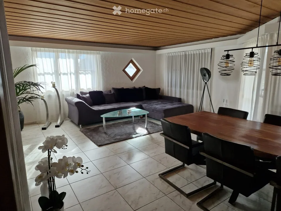 6 ZIMMER MAISONETTE WOHNUNG
