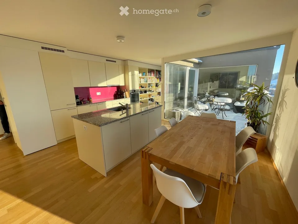 Appartement mit allem Komfort, 3,5 Zimmer im Dachgeschoss