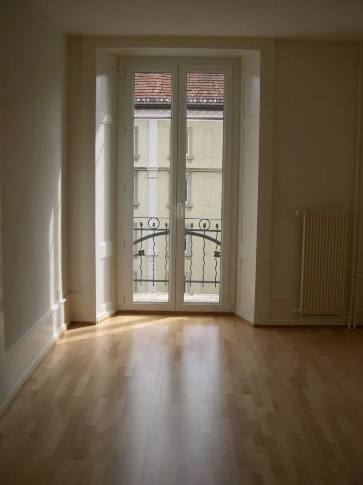 00651 - Appartamento di 4 locali con ascensore - Numa-Droz 128 - La Chaux-de-Fonds