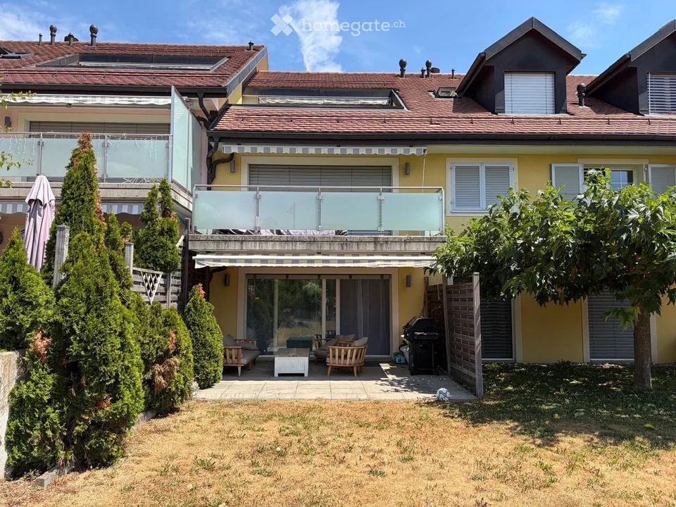 Ampio appartamento duplex di 6.5 locali in affitto a Gilly