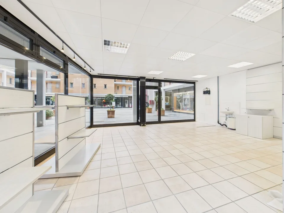 Espace commercial fascinant à Ascona