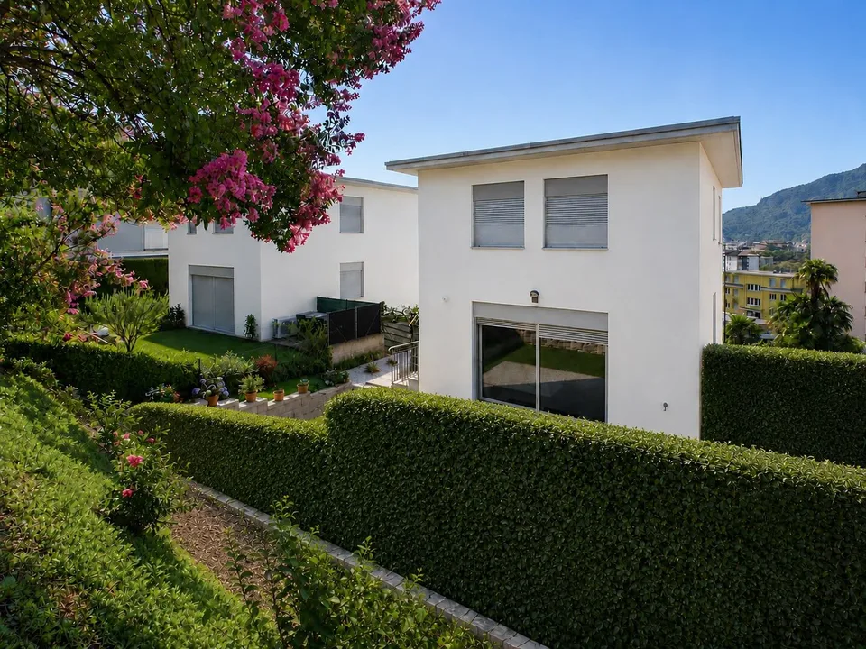 Splendido giardino privato, balcone vivibile, ambienti moderni in p...