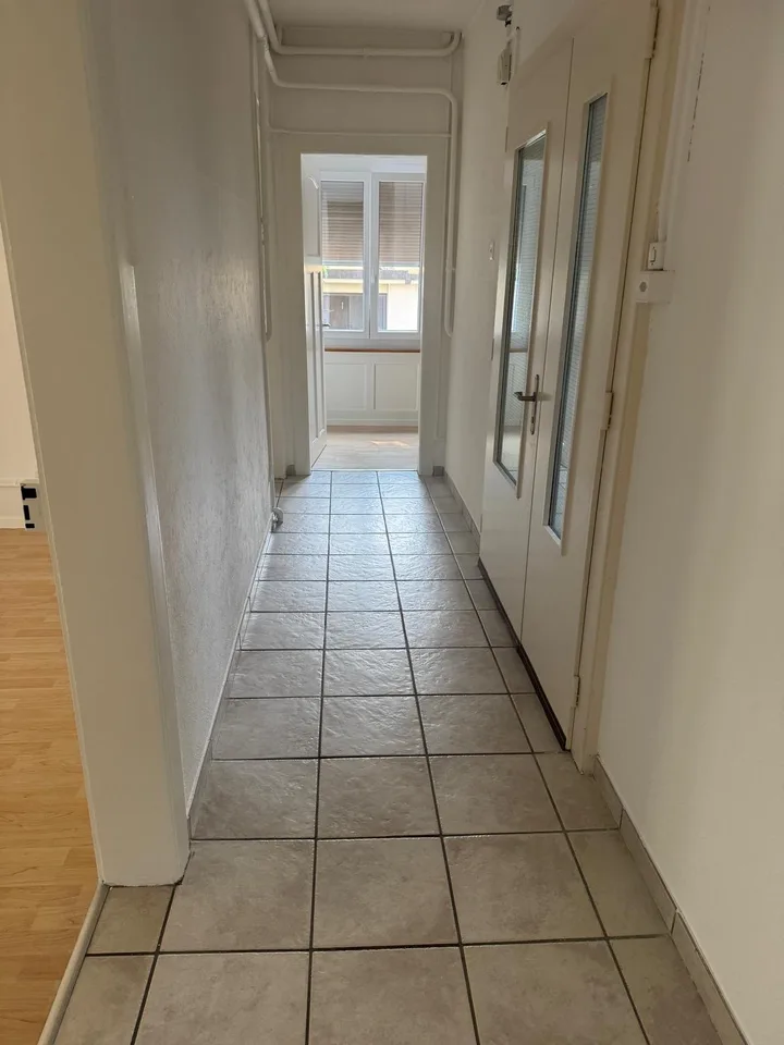 Appartement de 4 pièces au rez-de-chaussée surélevé à Péry-La Heutte