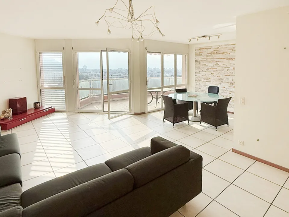 Schönes 4,5-Zimmer-Wohnung mit Terrasse und Blick auf Lugano Ronchetto