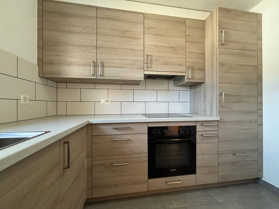 Geräumige 4-Zimmer-Wohnung mit Balkon in Delémont
