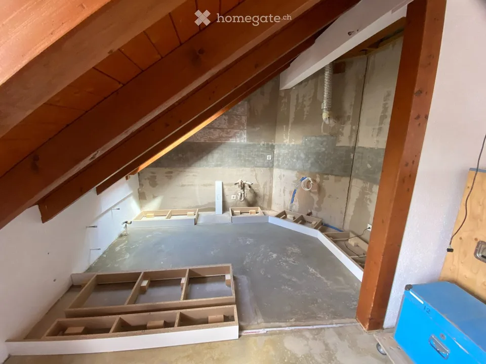 Charmant appartement de 4,5 pièces en mansarde à Kappel