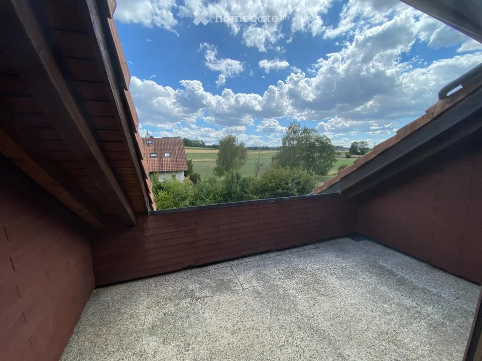 Charmant appartement de 4,5 pièces en mansarde à Kappel