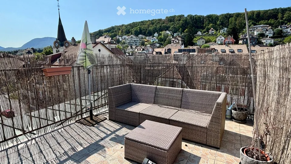 Large duplex with rooftop