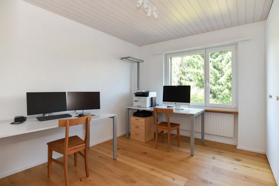 Una casa in una posizione tranquilla con spazio, luce e molta privacy – foto 10 di 15