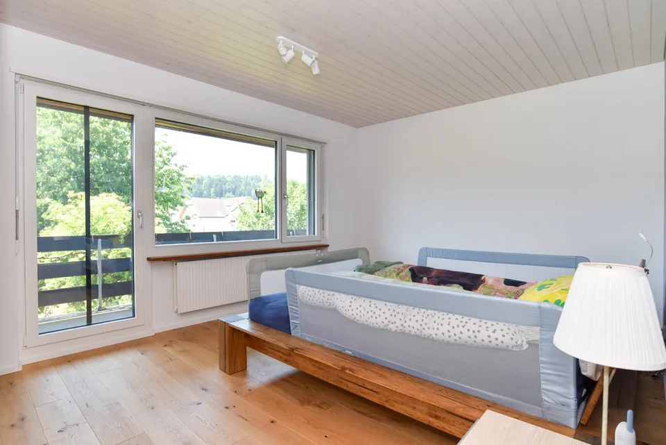 Una casa in una posizione tranquilla con spazio, luce e molta privacy – foto 9 di 15