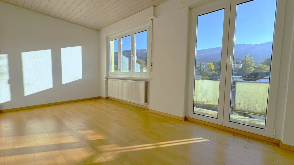 Wohnung mit 4 Zimmern und Balkon in Bassecourt **Ein Monat gratis** – Foto 10 von 13