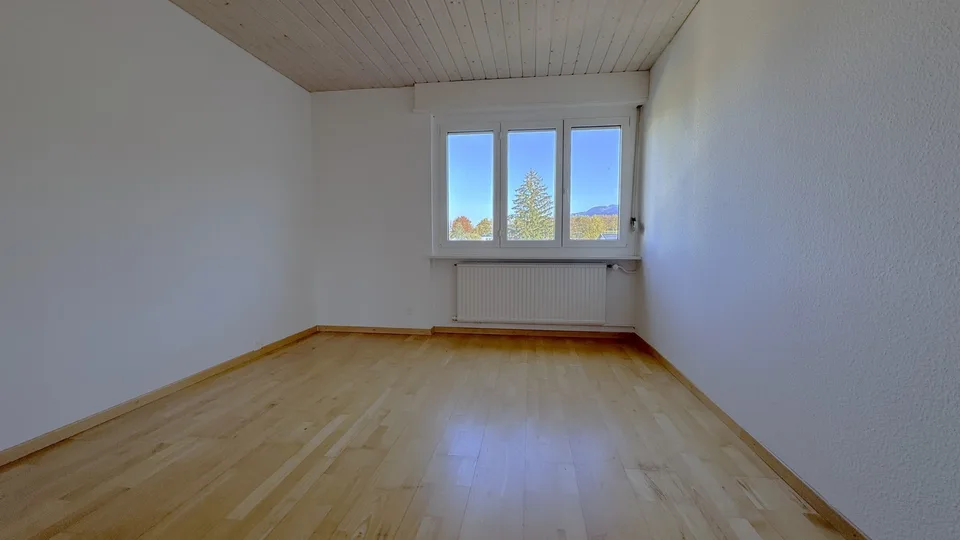 Wohnung mit 4 Zimmern und Balkon in Bassecourt **Ein Monat gratis** – Foto 8 von 13