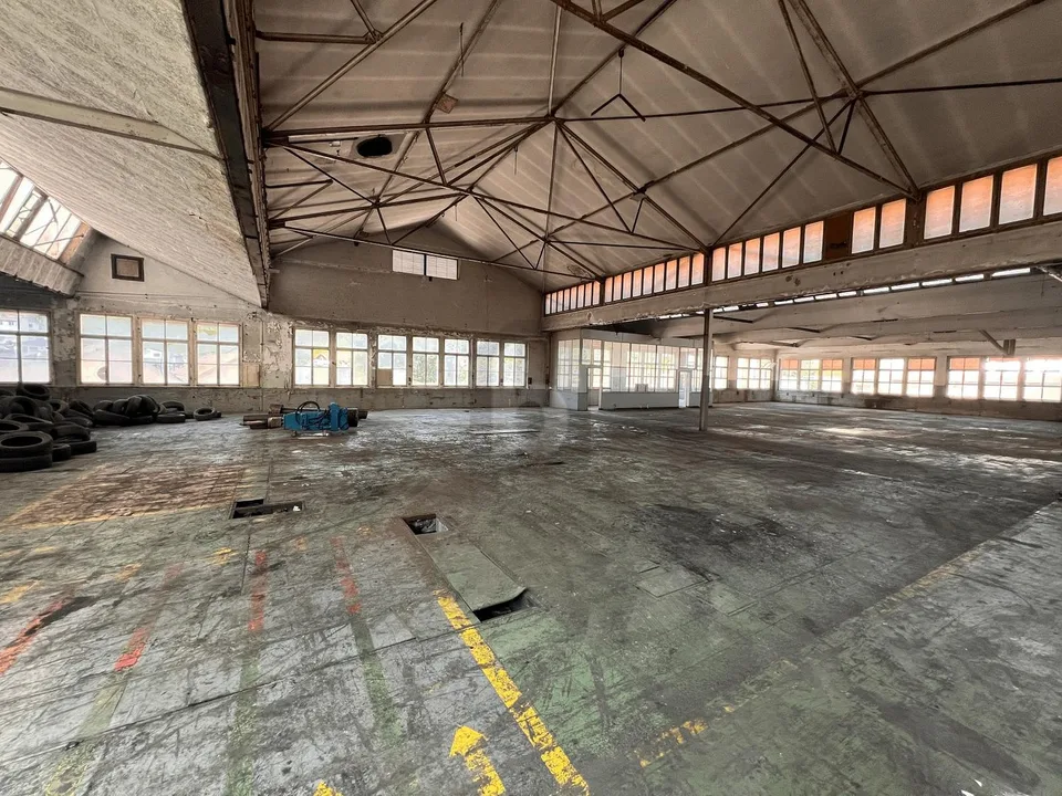 GRANDS VOLUMES ENTREPÔT, STOCKAGE