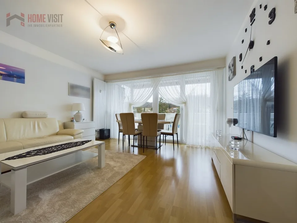 Wohnen mit Weitsicht - 4.5-Zi.-Wohnung mit sonnigem Balkon in Therwil