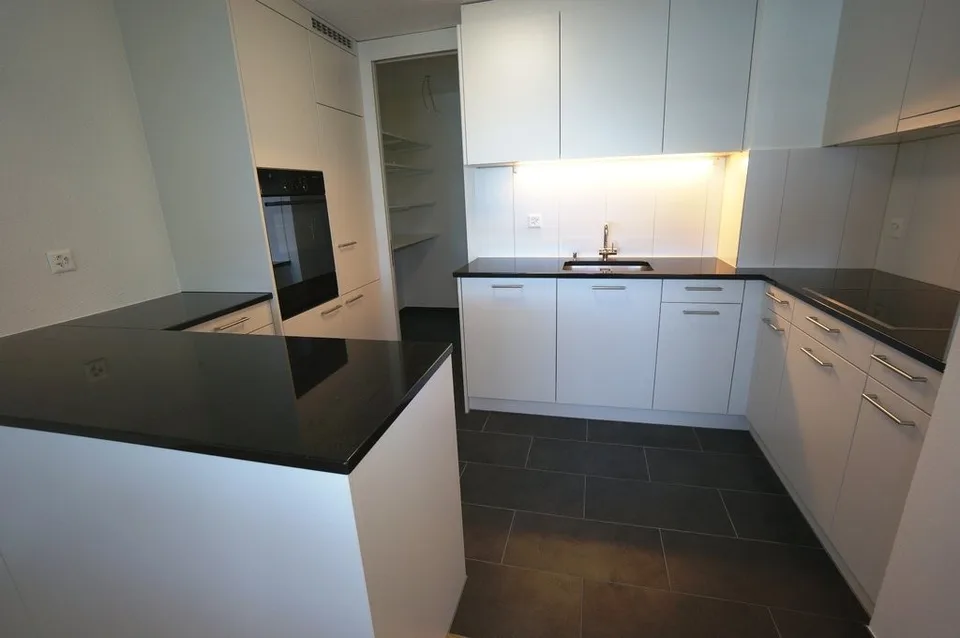Appartement moderne 3.5 pièces au bord du lac de Zurich à louer