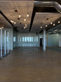 Exclusive commercial and office space with Lake Constance view