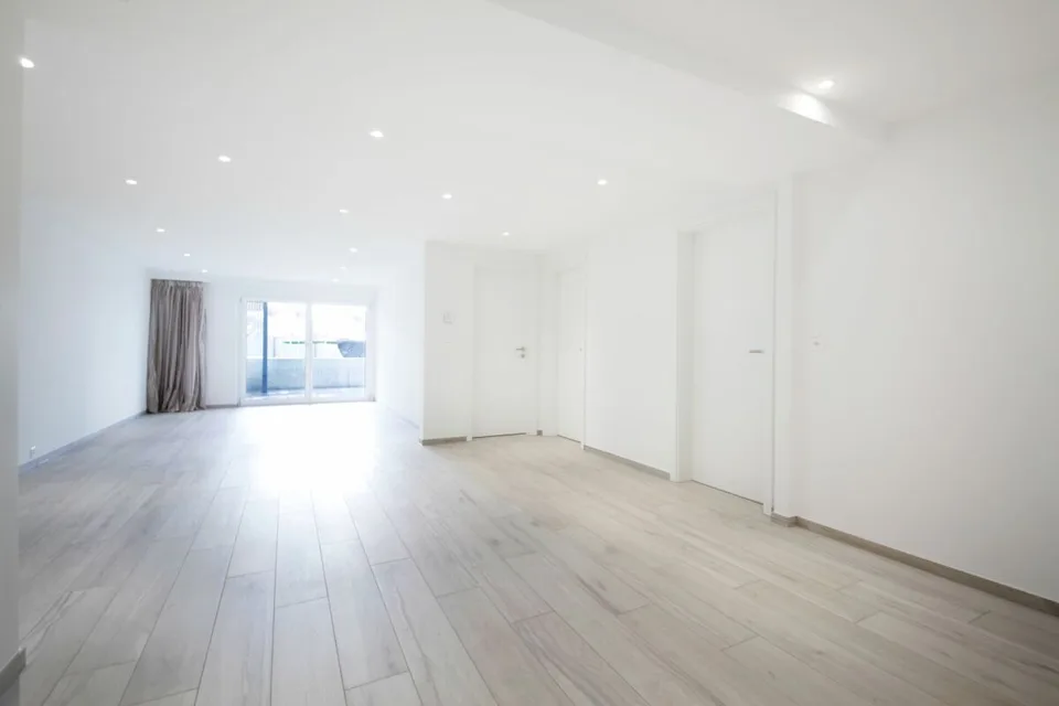 Gehobene 2.5-Zimmerwohnung mit riesigem Garten!