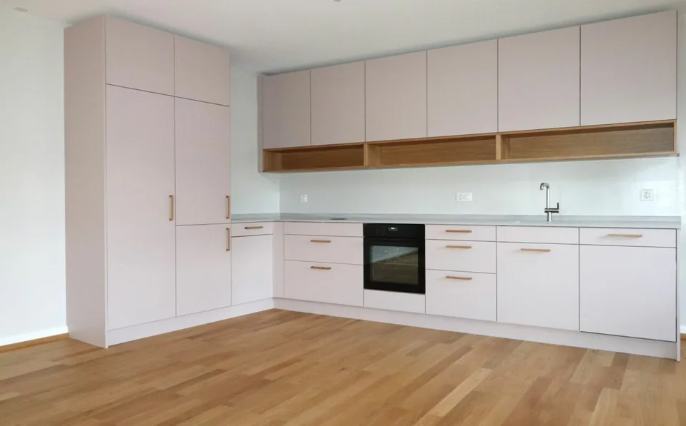 Umfassend sanierte 3 1/2-Zimmer-Wohnung an der Holbeinstrasse
