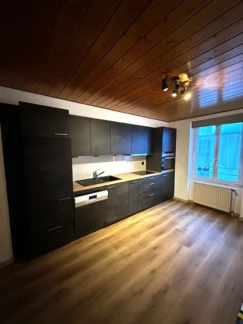 Spacieux appartement 5.5 pièces rénové à Delémont