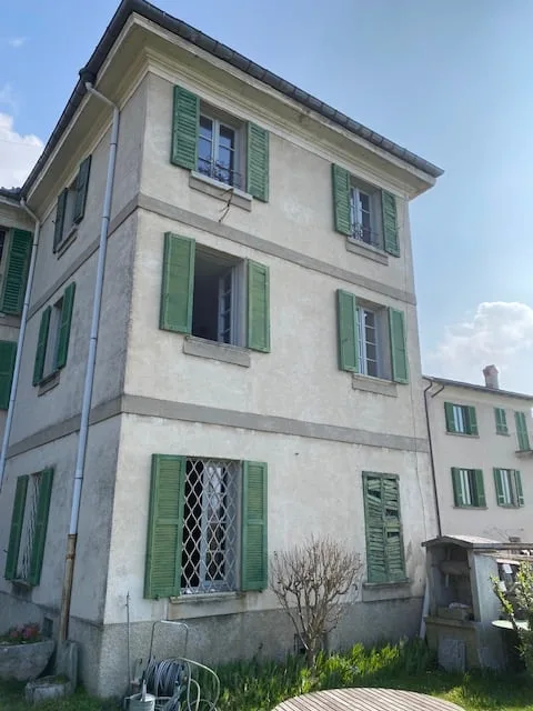 Grande casa d’epoca con giardino di mq 1.000 – foto 8 di 14
