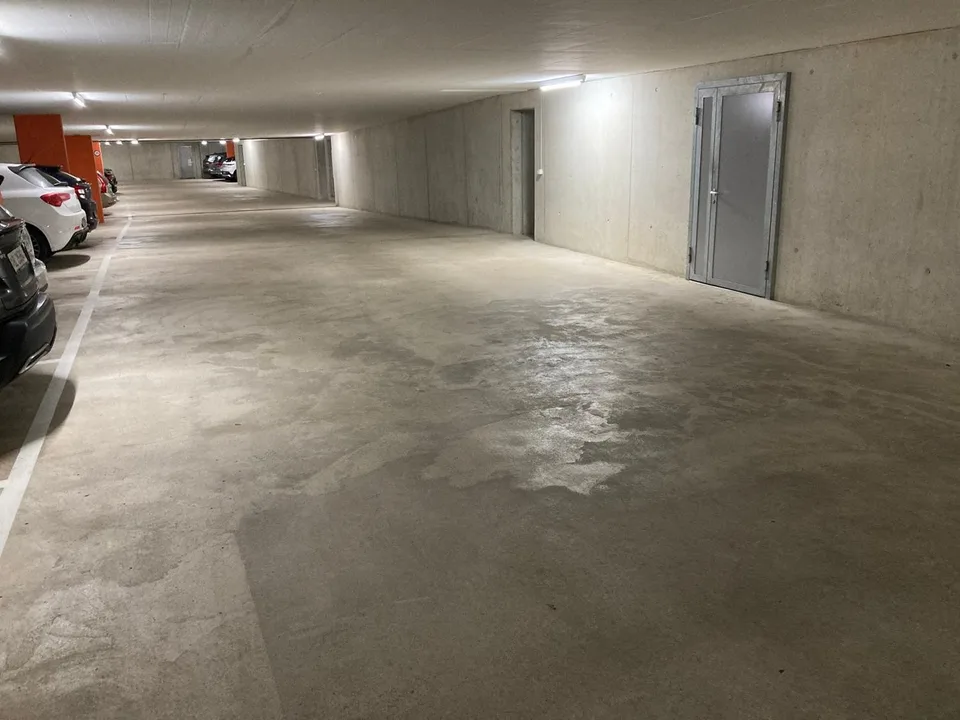 Einstellhallenplatz in Bubendorf zu vermieten