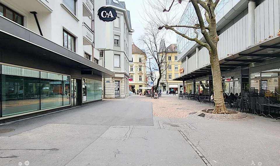 Area di vendita in una posizione emozionante a Biel! – foto 6 di 9