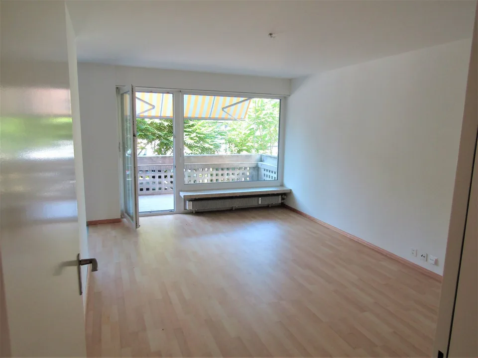 Helle 3.5-Zimmer-Wohnung mit Balkon in Allschwil