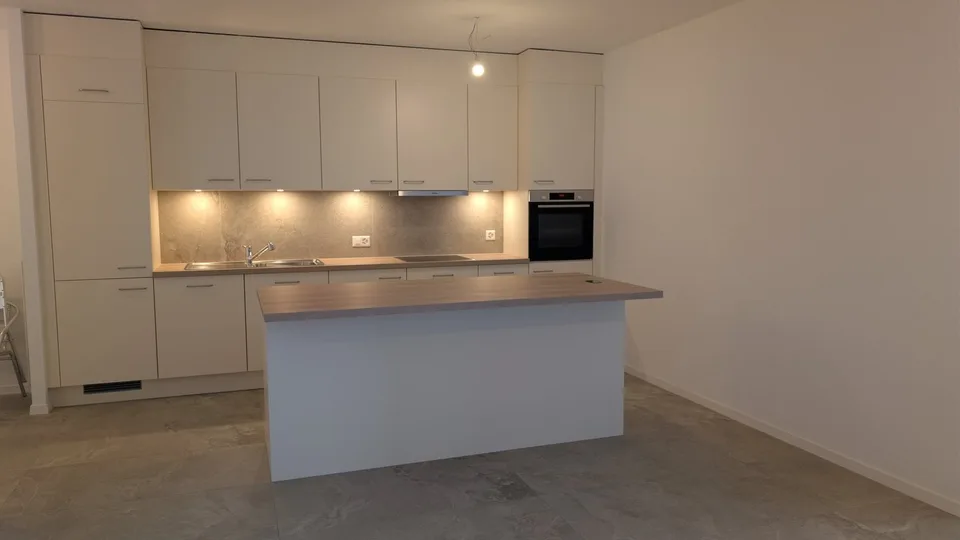 Appartamento di 4.5 locali al 3° piano con balcone