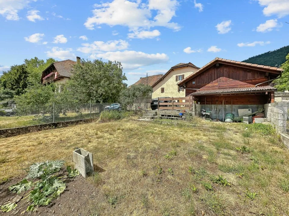 Casa villaggio mitoyenne di 2 appartamenti