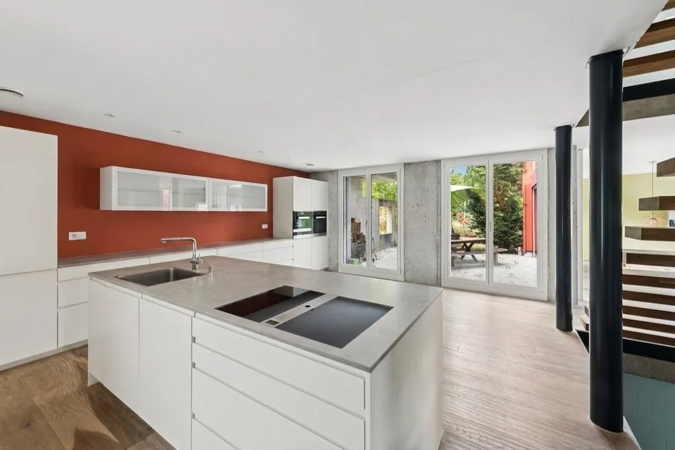 Habiter avec élégance dans une villa moderne de 7,5 pièces