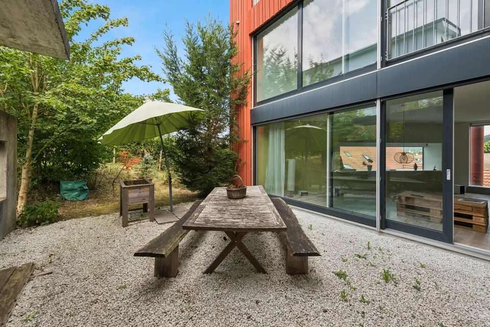 Habiter avec élégance dans une villa moderne de 7,5 pièces