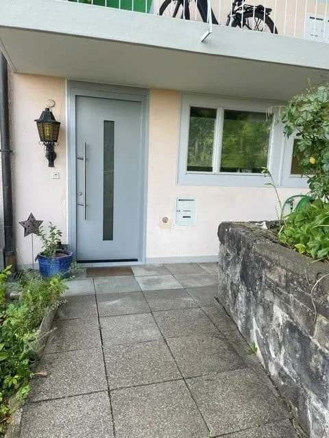Charmante 4.5-Zimmer-Wohnung mit Gartensitzplatz in Adliswil / befristet für 1 Jahr