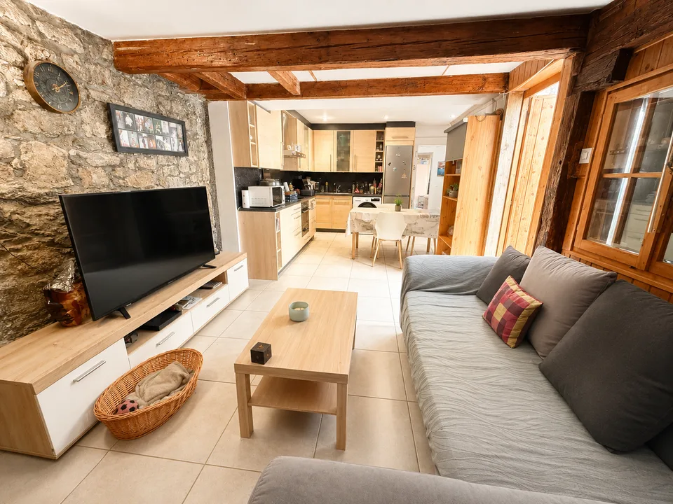Charaktervolles Dorfhaus in Daillens, 6,5 Zimmer / 180 m²