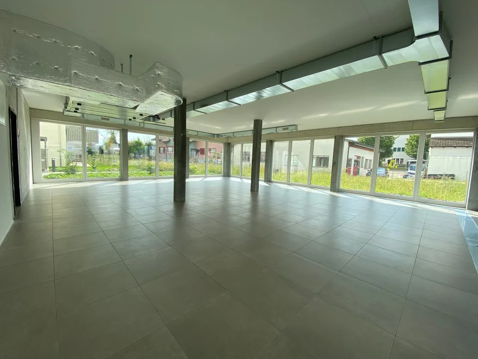 Gewerbefläche mitten im Zentrum von Schötz