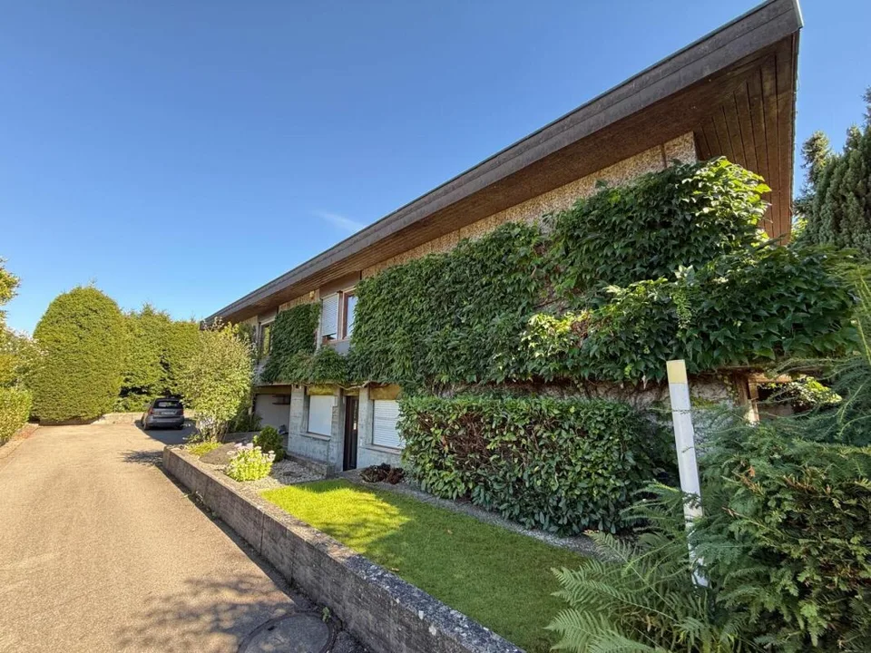 Freistehendes 5,5-Zimmer-Einfamilienhaus mit 2-Zimmer-Einlegerwohnung