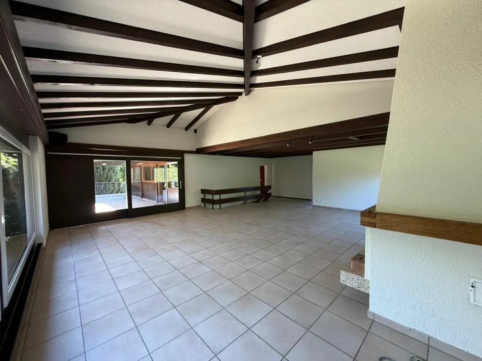 Freistehendes 5,5-Zimmer-Einfamilienhaus mit 2-Zimmer-Einlegerwohnung – Foto 9 von 27