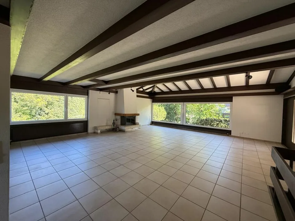 Freistehendes 5,5-Zimmer-Einfamilienhaus mit 2-Zimmer-Einlegerwohnung – Foto 8 von 27