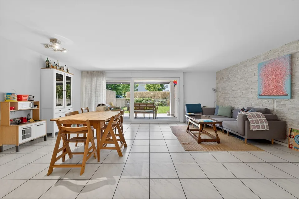 Vivere come in una casa unifamiliare - esclusiva maisonette giardino di 5,5 stanze con giardino privato soleggiato