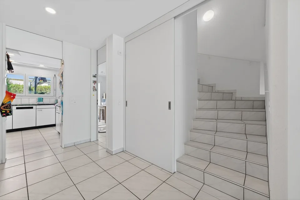 Vivere come in una casa unifamiliare - esclusiva maisonette giardino di 5,5 stanze con giardino privato soleggiato