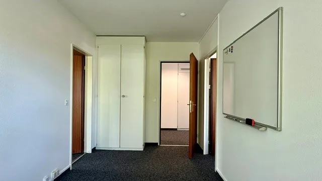 Deux bureaux dans un emplacement central et calme près de Heuwaage
