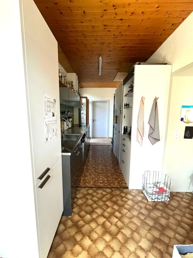 Appartamento con Stazione di Ricarica Elettrica Appartamento 4.5 Locali con Grande Terrazza