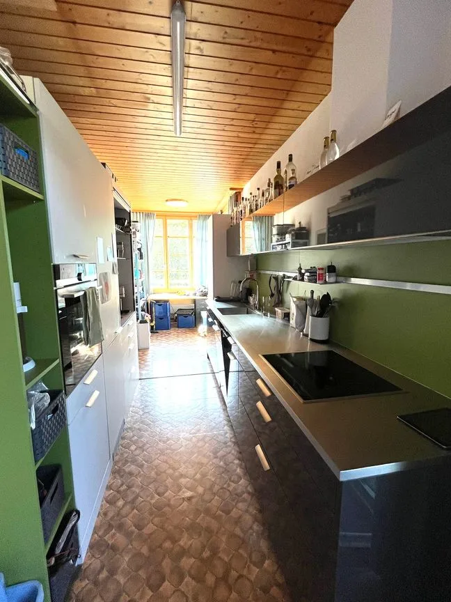Appartamento con Stazione di Ricarica Elettrica Appartamento 4.5 Locali con Grande Terrazza