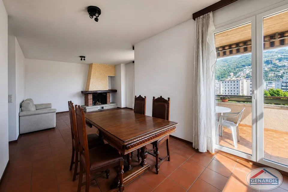 Lugano, Centrale, Lumineux, Spacieux Appartement avec deux Terrasses