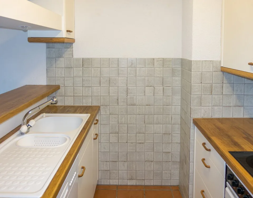 Appartement lumineux 4,5 pièces avec balcon et garage à Schänis