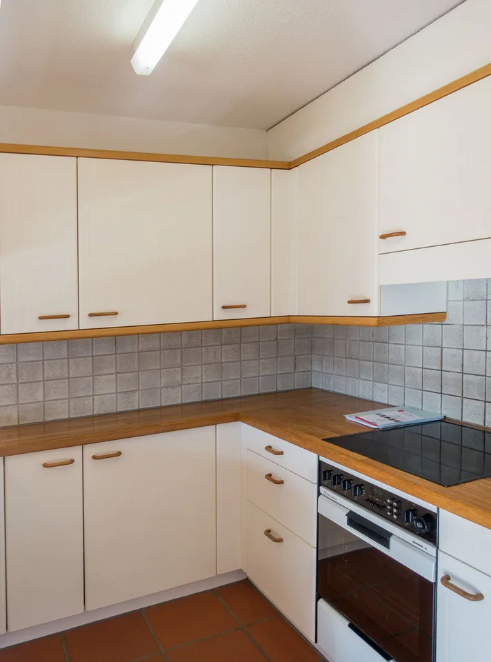 Appartement lumineux 4,5 pièces avec balcon et garage à Schänis