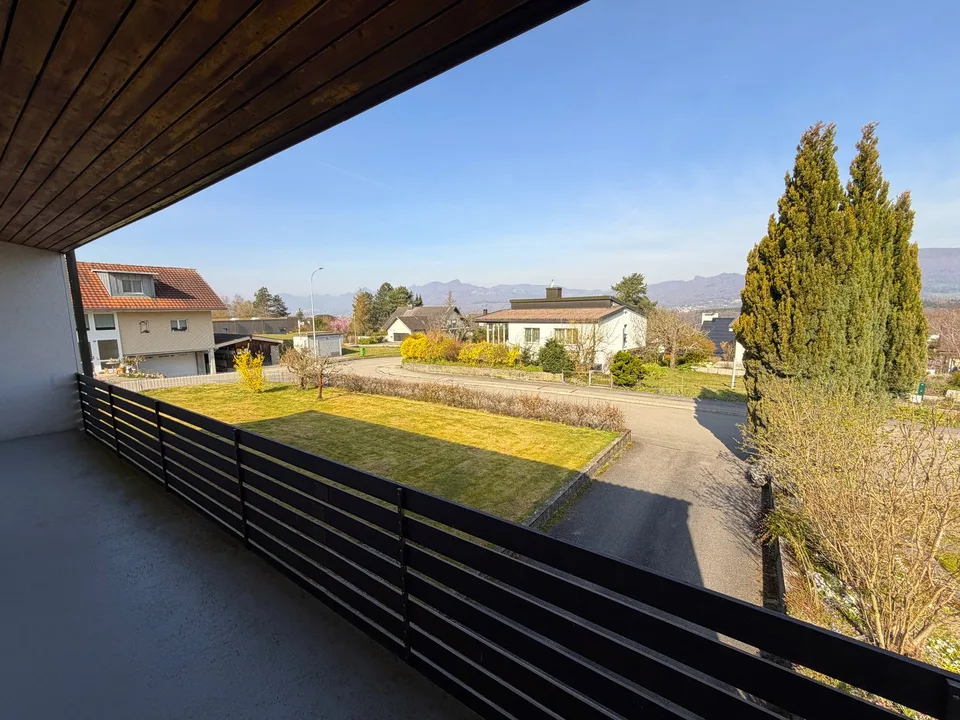 BELIEBTE, SONNIGE UND RUHIGER LAGE MIT AUSBAUPOTENTIAL AUF 880 M2 GRUNDSTÜCK – Foto 6 von 21
