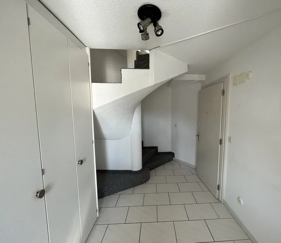 Charmante 2.5-Zimmer-Maisonette-Wohnung mit Dachterrasse im Herz von Luzern